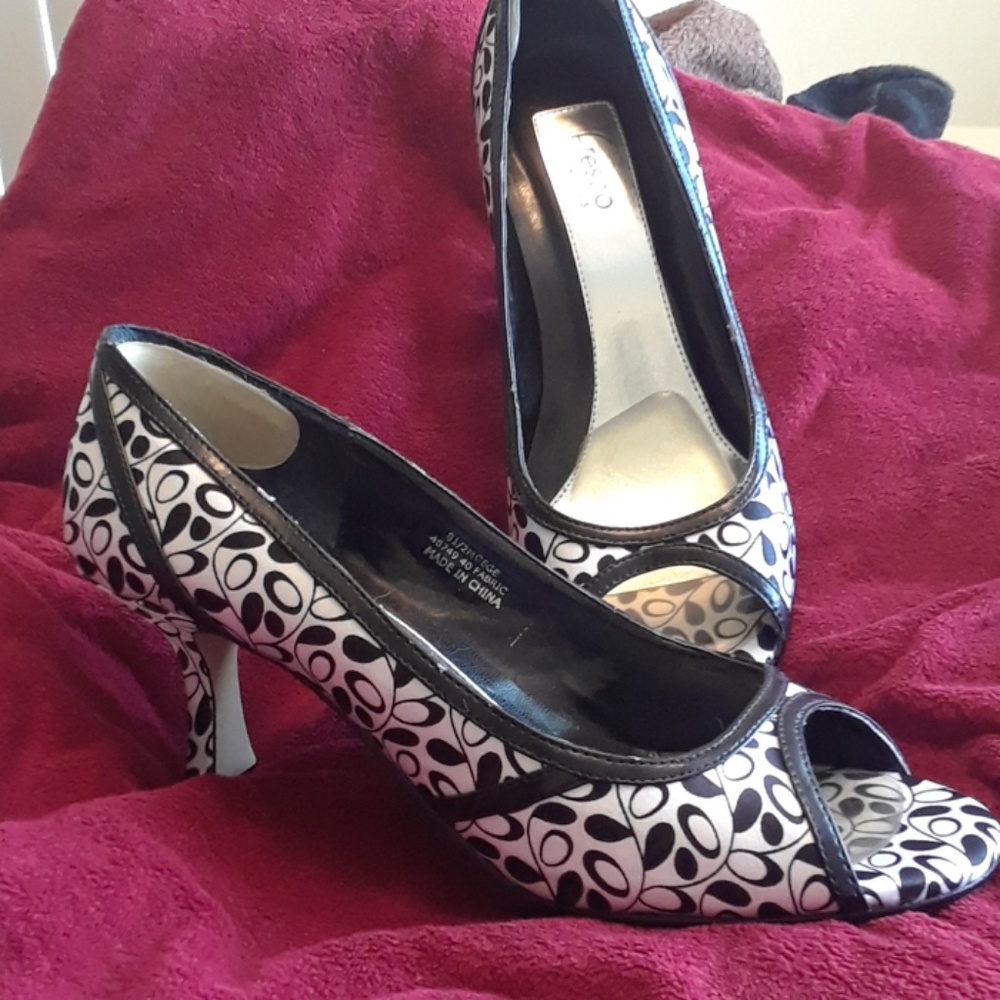 Fresco by Myers open toe pumps